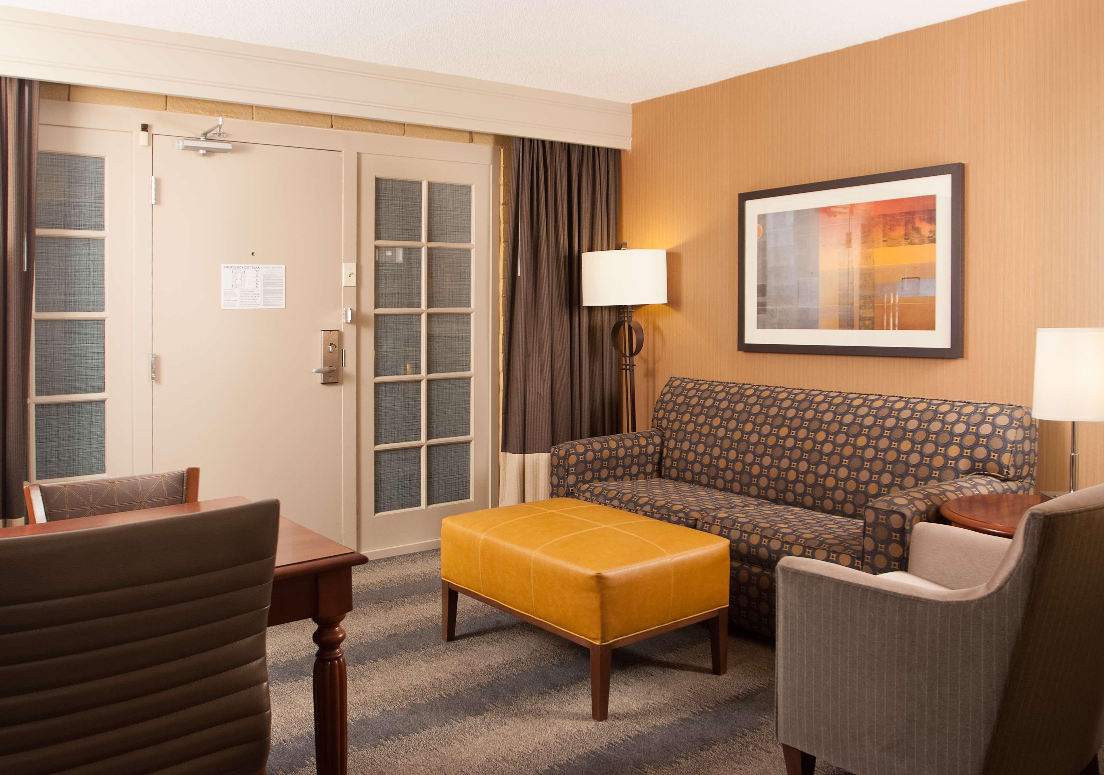 Embassy Suites By Hilton Bloomington/Minneapolis Dış mekan fotoğraf