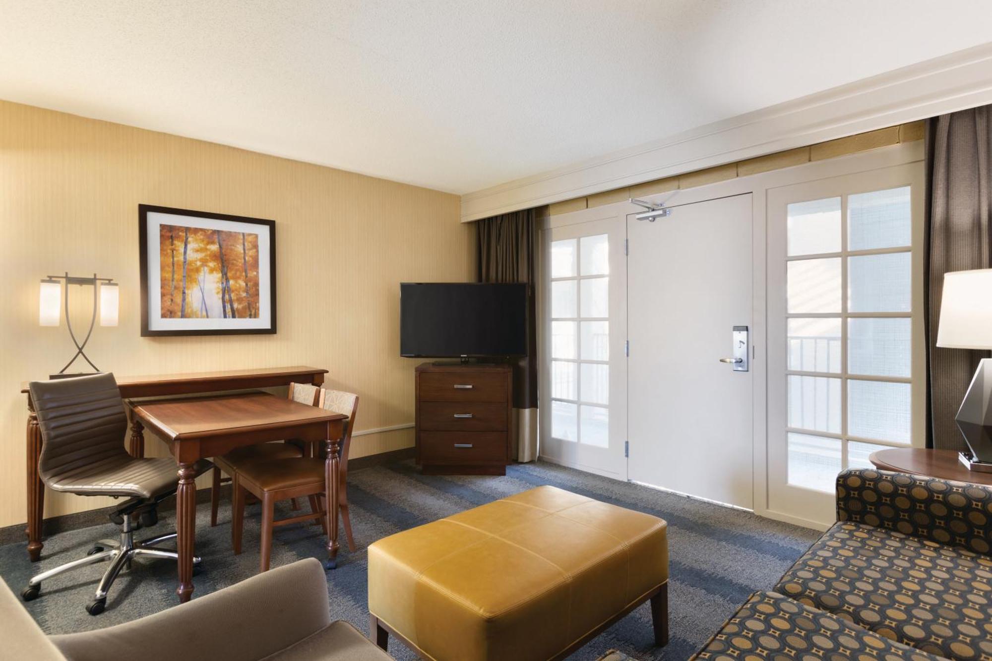 Embassy Suites By Hilton Bloomington/Minneapolis Dış mekan fotoğraf