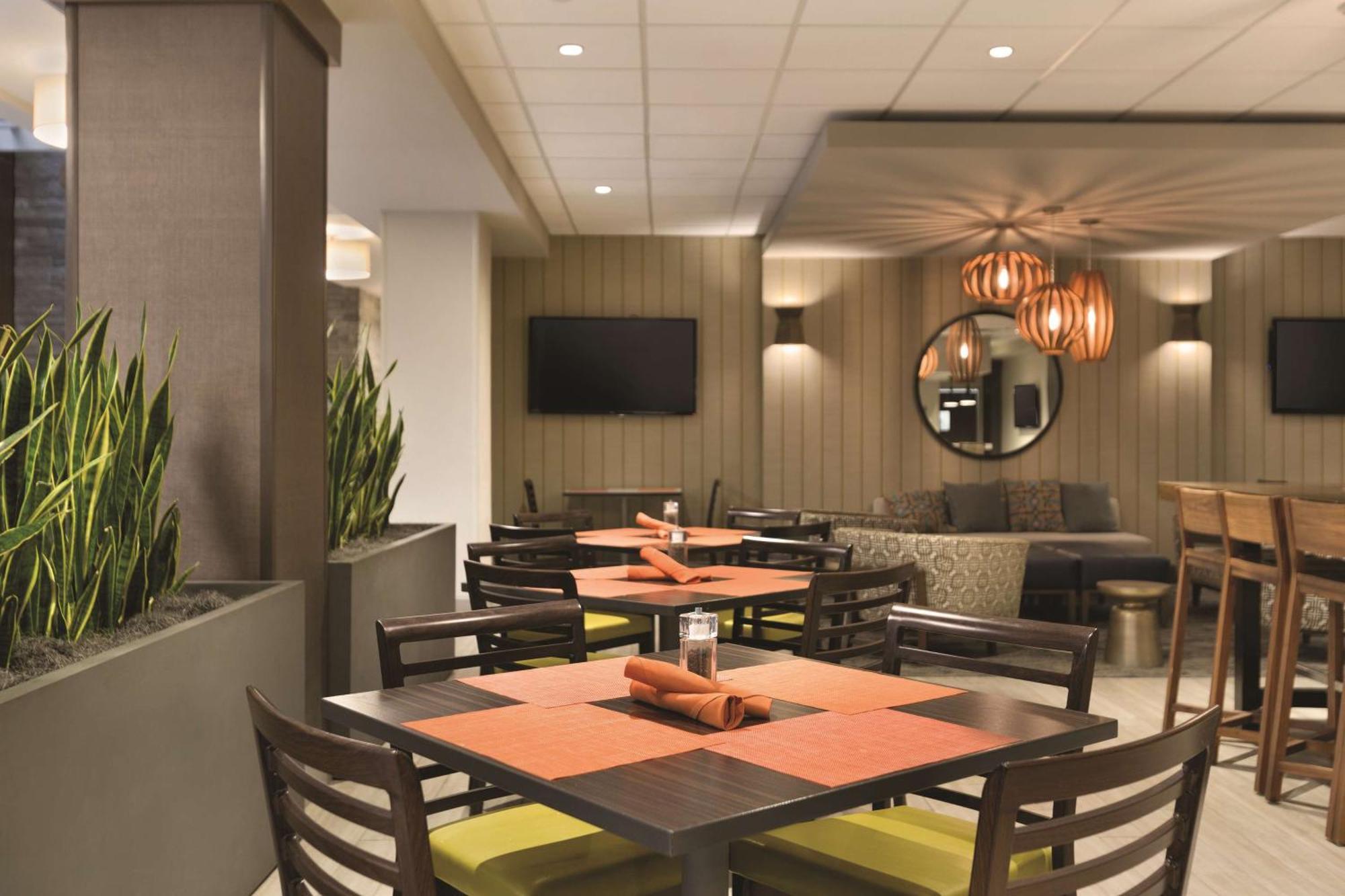 Embassy Suites By Hilton Bloomington/Minneapolis Dış mekan fotoğraf