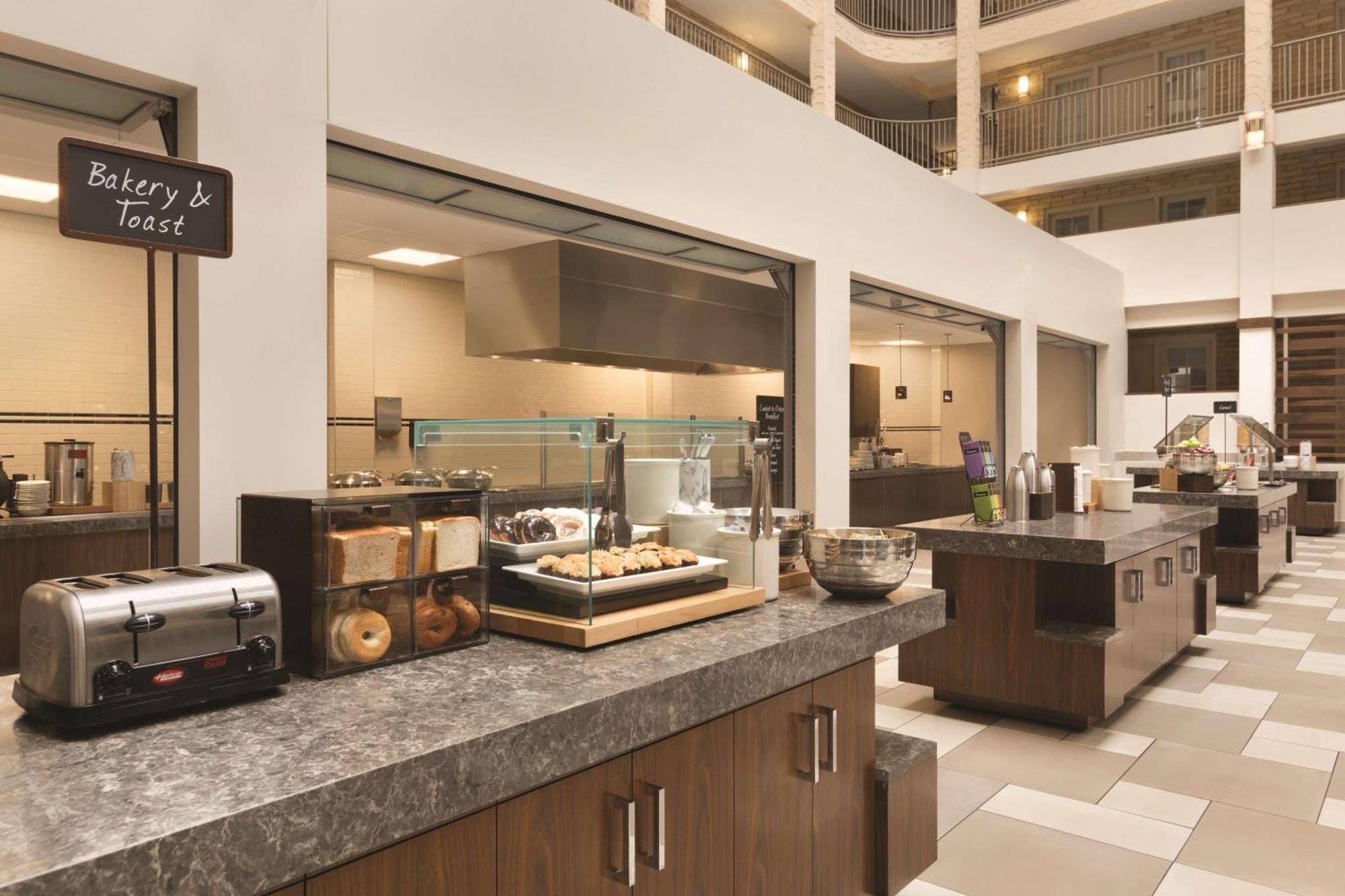 Embassy Suites By Hilton Bloomington/Minneapolis Dış mekan fotoğraf